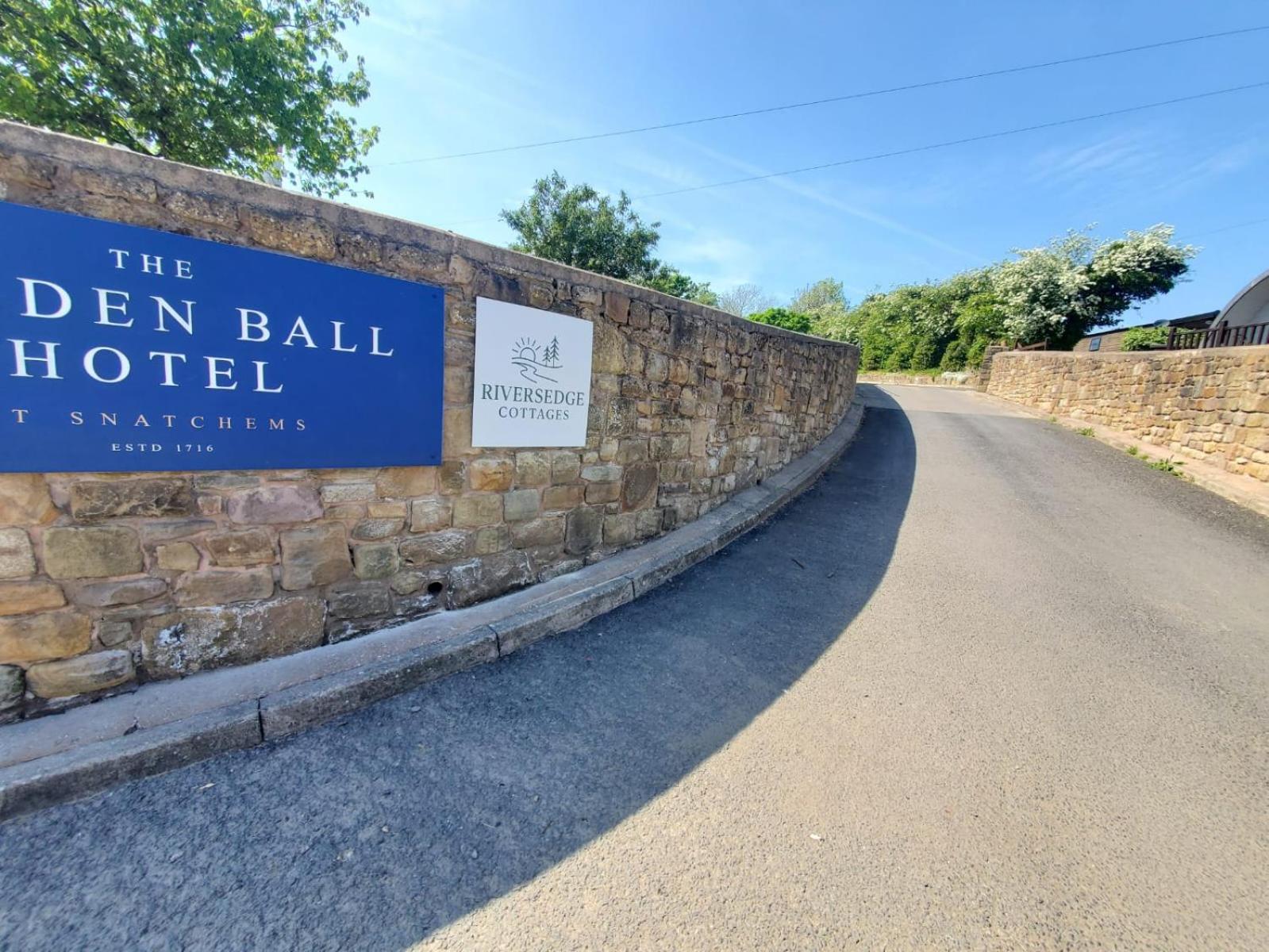 The Golden Ball Cottages 모아캠비 외부 사진
