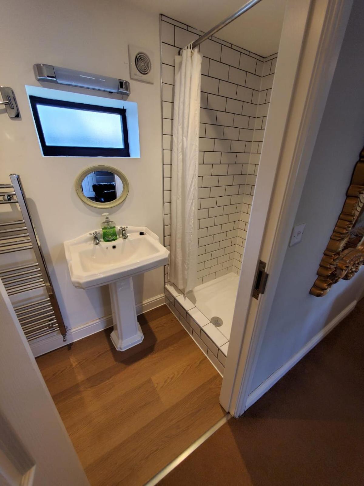 The Golden Ball Cottages 모아캠비 외부 사진